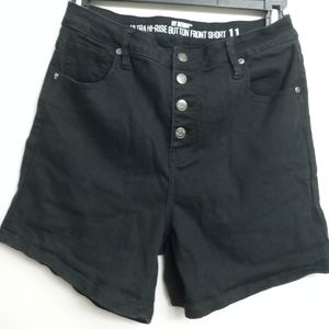 Hot Topic Ultra High Rise Button Front Shorts